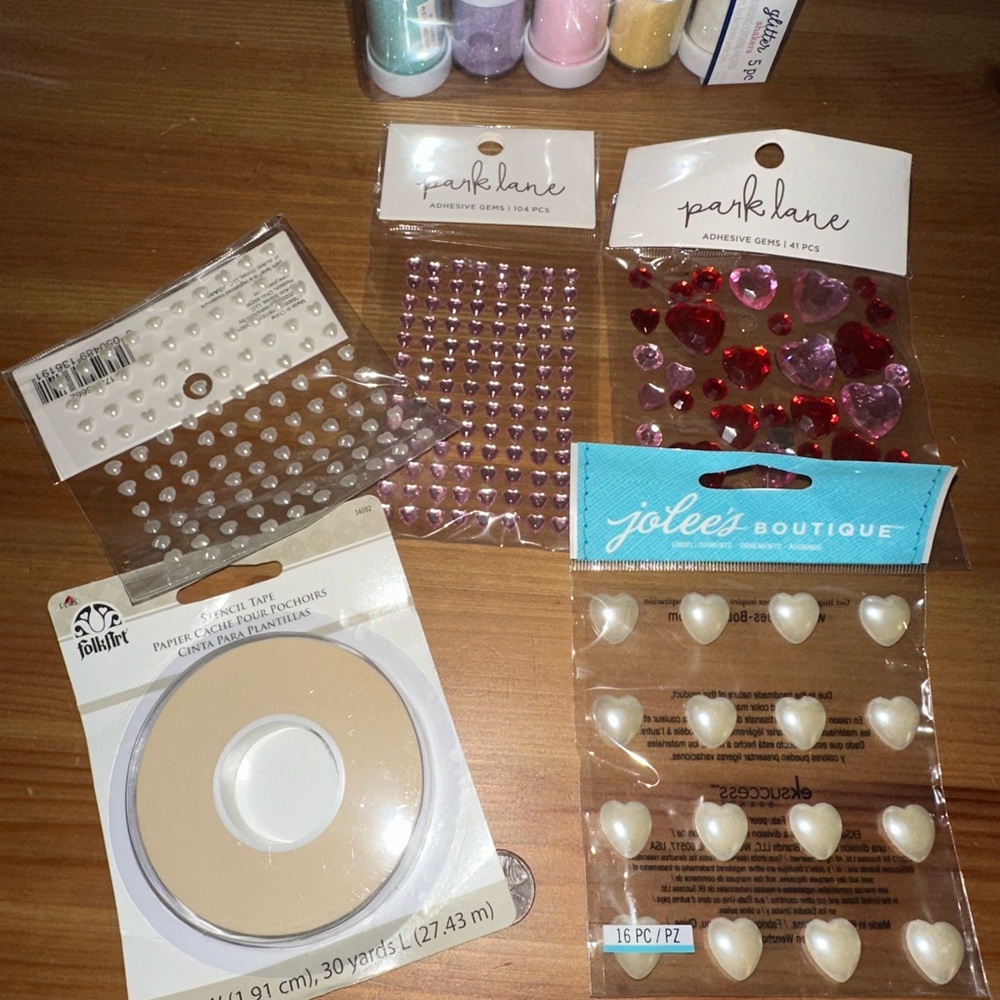 Jolee's Boutique Heart Pearl Embellishments